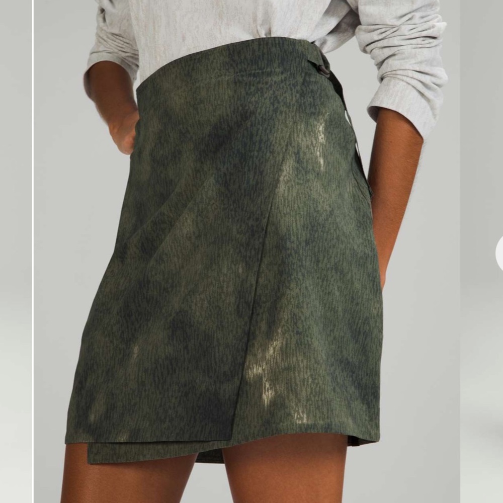 Lululemon‎ Lab Wrap Skirt
